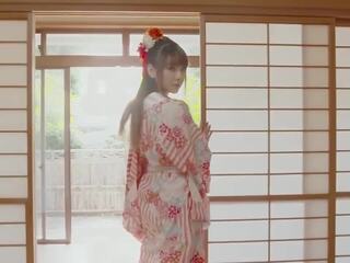 日本語 女演員 rion