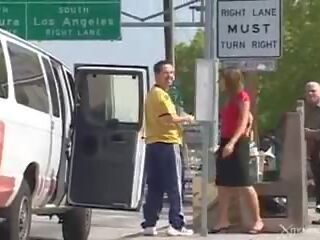 Hitchhiker 黨 拍著 在 麵包車, 免費 在 vimeo 成人 電影 節目 2a