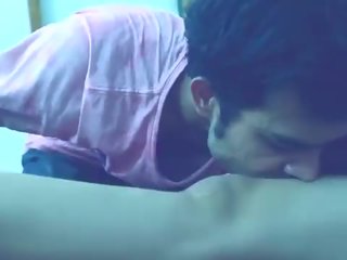 Bhabhi ne devar こ diya jawani ka gift: 聊天 同 我 