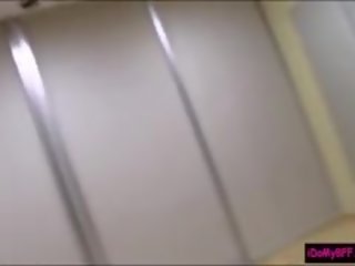 三 ballerinas 享受 女同志 臟 夾